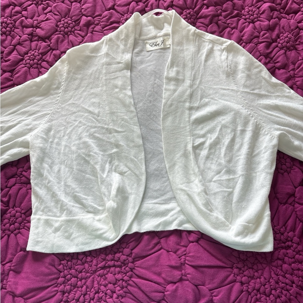 Chic White Women's Sweater